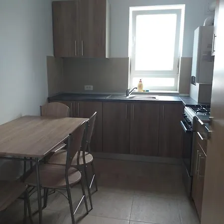 Апартаменти Clean Modern Flat Coresi Брашов